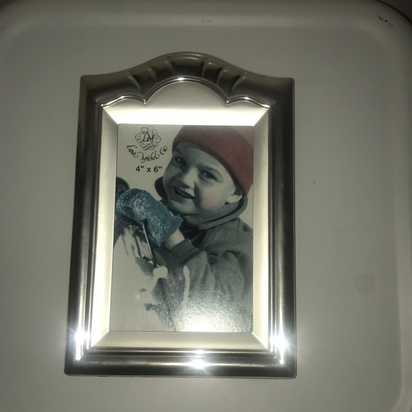 Picture frames - Picture 3 of 6